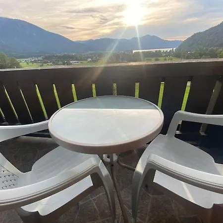 Schoene Mit Wolfgangseeblick Apartment