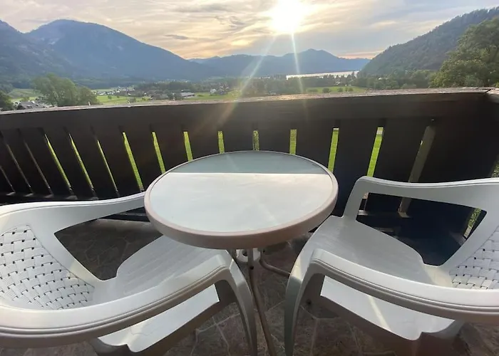 Schoene Mit Wolfgangseeblick Appartamento