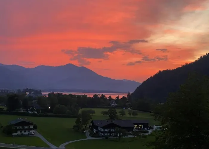 Schoene Mit Wolfgangseeblick Appartement Strobl